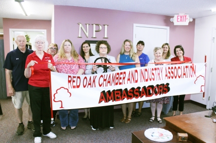 Members of the Nishna Productions staff and the Red Oak Chamber and Industry Association celebrated the opening of Nishna Production’s new office at 204 S. Broadway with a ribbon cutting July 27. Nishna Productions is also working on three projects in Red Oak, Shenandoah, and Malvern to create more affordable housing for residents who will be displaced with the closure of the Glenwood Resource Center in 2024.