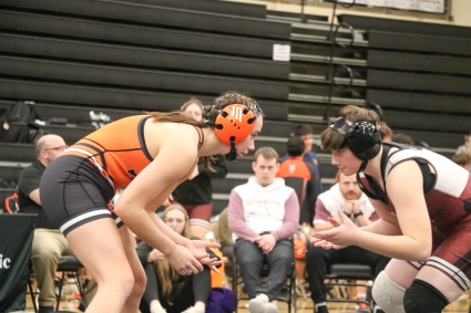Amber Rea was one of four Red Oak wrestlers to earn third place medals at the West Central Valley Tournament Saturday. (Submitted photo)